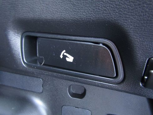 Used 2024 Mitsubishi Outlander SEL AWD/4WD image 38