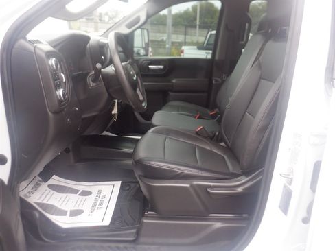 Used 2022 GMC Sierra 2500 Pro w/ Fleet Convenience Package AWD/4WD image 16