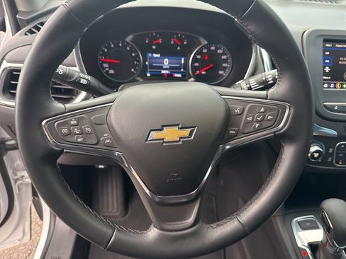 Used 2024 Chevrolet Equinox LT image 19