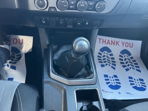 Used 2020 Toyota Tacoma TRD Sport image 11