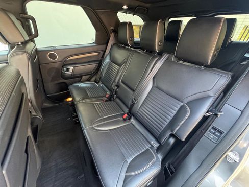 Used 2017 Land Rover Discovery HSE Luxury AWD/4WD image 29