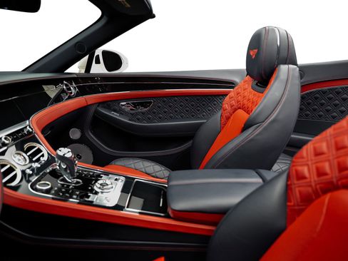 Used 2020 Bentley Continental GT AWD/4WD image 59