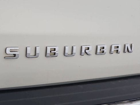 Used 2015 Chevrolet Suburban LTZ AWD/4WD image 12