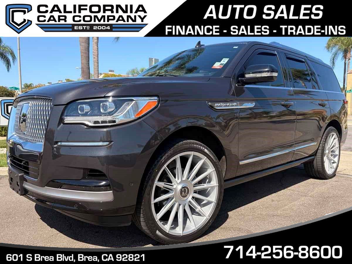 Used 2024 Lincoln Navigator Reserve AWD/4WD image 1