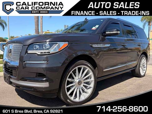 Used 2024 Lincoln Navigator Reserve AWD/4WD image 1