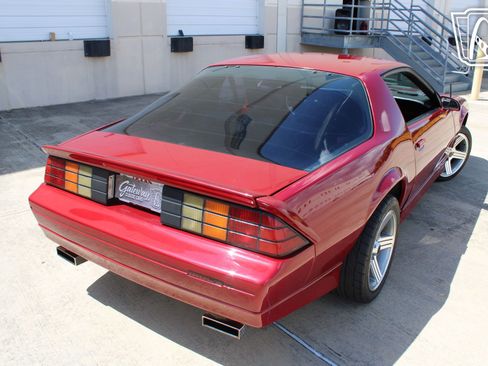 Used 1989 Chevrolet Camaro RS RWD image 16