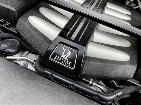 Used 2020 Rolls-Royce Cullinan Black Badge AWD/4WD image 29