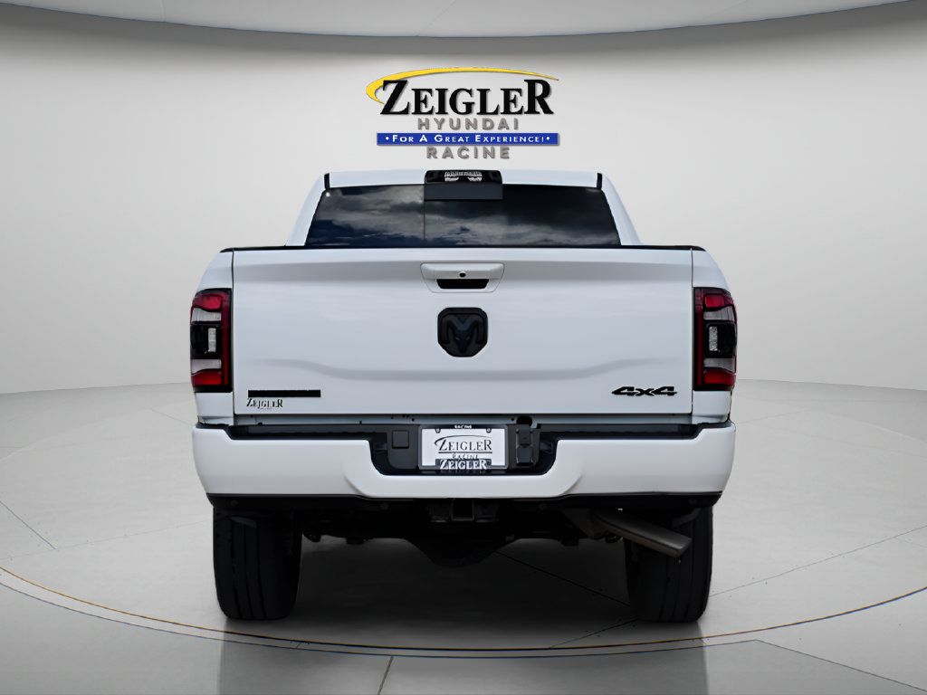 Used 2024 RAM 2500 Big Horn w/ Night Edition AWD/4WD image 6