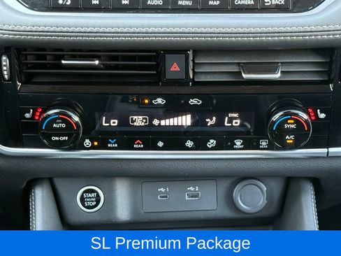 Used 2023 Nissan Rogue SL w/ SL Premium Package AWD/4WD image 29