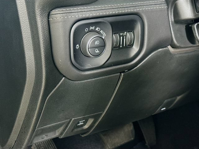 Used 2025 RAM 2500 Limited AWD/4WD image 10