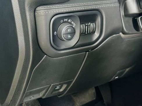 Used 2025 RAM 2500 Limited AWD/4WD image 10