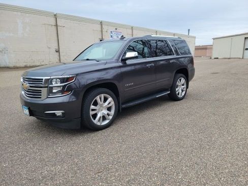Used 2017 Chevrolet Tahoe Premier AWD/4WD image 29