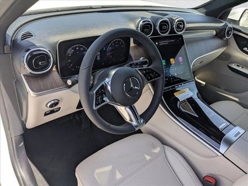 New 2026 Mercedes-Benz GLC 300 image 3