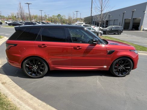Used 2022 Land Rover Range Rover Sport HST image 8