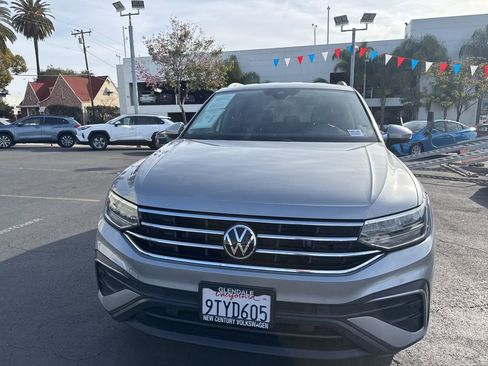 Used 2022 Volkswagen Tiguan SE image 4