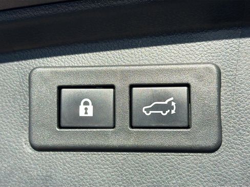 Used 2021 Subaru Outback Touring XT image 13