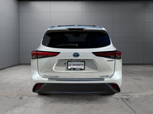 Used 2023 Toyota Highlander Limited AWD/4WD image 44