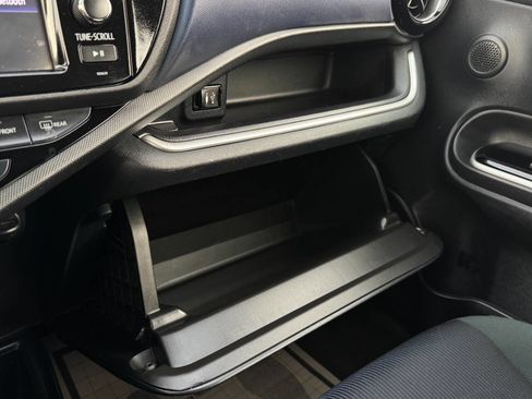 Used 2016 Toyota Prius C Two image 25