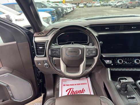 Used 2023 GMC Sierra 1500 Denali AWD/4WD image 11