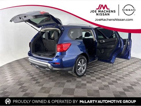Used 2020 Nissan Pathfinder S image 14