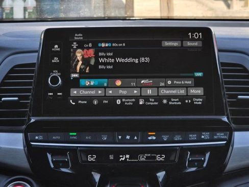 Used 2025 Honda Odyssey Sport-L image 18