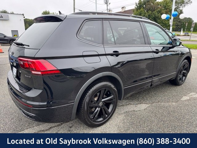 Certified 2024 Volkswagen Tiguan SE R-Line AWD/4WD image 5