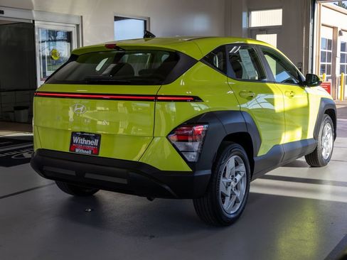 Certified 2024 Hyundai Kona SE image 7