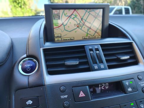 Used 2010 Lexus HS 250h image 8