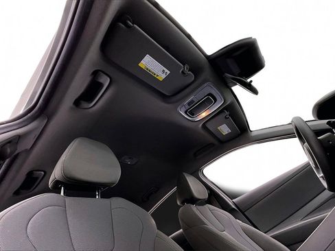 Used 2024 Hyundai Elantra SE image 22