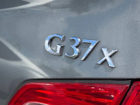 Used 2013 INFINITI G37 x Sedan w/ Premium Pkg AWD/4WD image 11