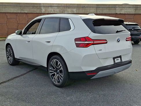 Used 2026 BMW X3 xDrive30i w/ Convenience Package AWD/4WD image 3