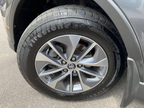 Used 2018 Toyota RAV4 XLE w/ Convenience Package AWD/4WD image 47