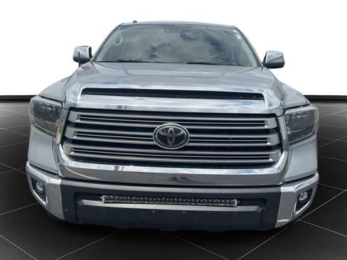 Used 2019 Toyota Tundra Limited w/ Limited Premium Package AWD/4WD image 8