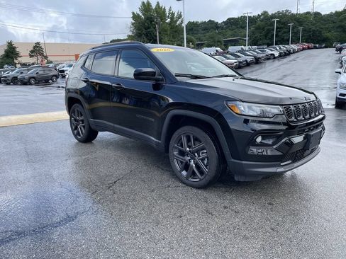 Used 2026 Jeep Compass Limited AWD/4WD image 6
