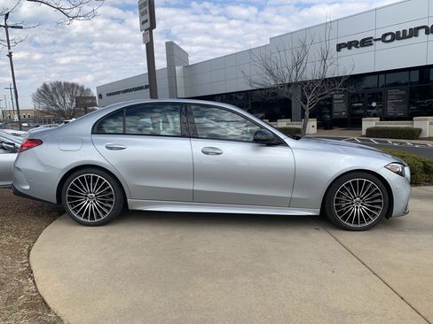Used 2024 Mercedes-Benz C 300 Sedan image 11