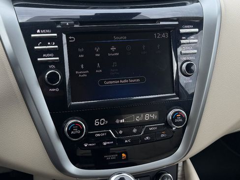 Used 2022 Nissan Murano SV image 16