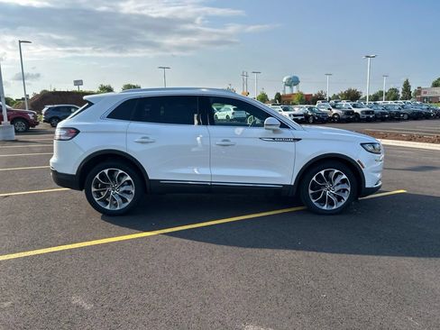 Certified 2023 Lincoln Nautilus Reserve w/ Luxury Package AWD/4WD image 5