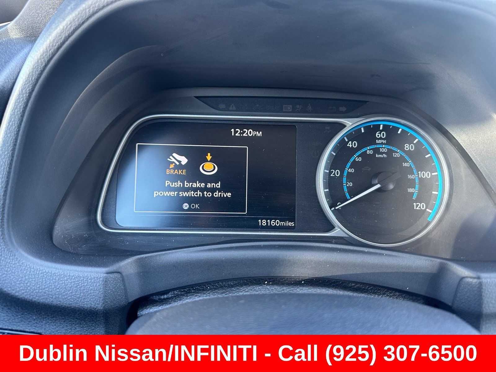 Used 2025 Nissan Leaf S FWD image 4