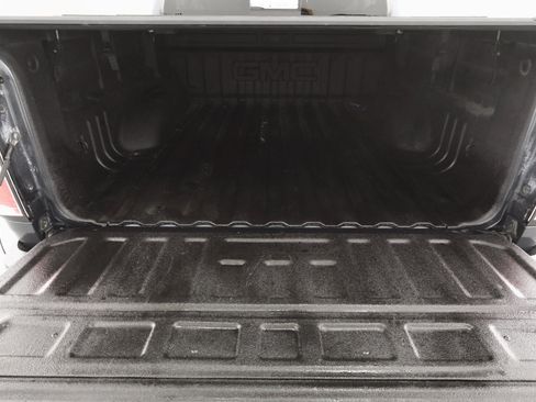 Used 2019 GMC Canyon SLT image 31