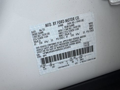 Certified 2025 Ford Explorer ST-Line AWD/4WD image 39