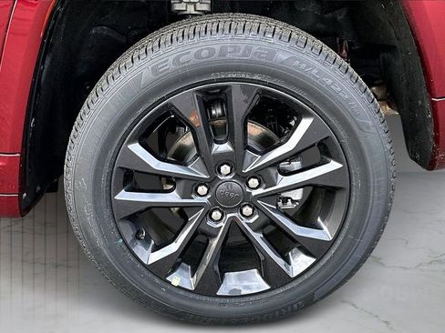 New 2026 Jeep Grand Cherokee Limited image 35