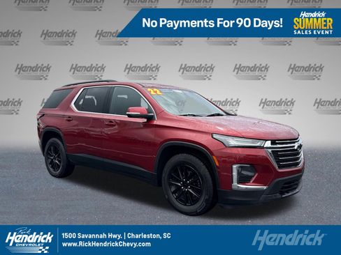 Used 2022 Chevrolet Traverse LT FWD image 1
