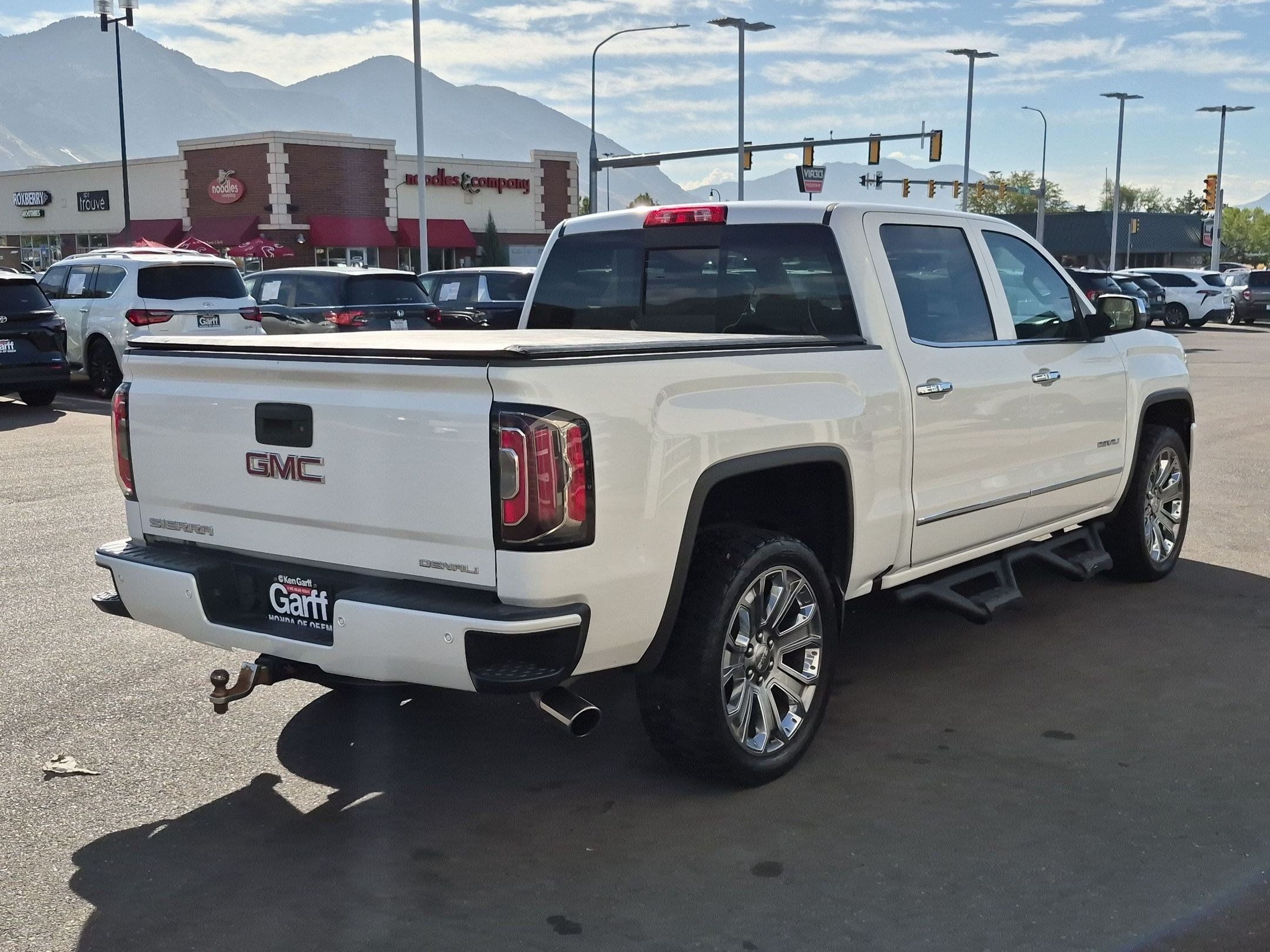 Used 2017 GMC Sierra 1500 Denali w/ Denali Ultimate Package AWD/4WD image 3