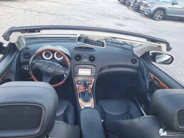 Used 2009 Mercedes-Benz SL 550 image 8