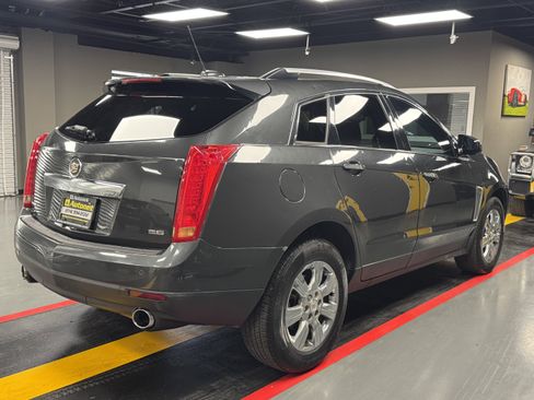 Used 2016 Cadillac SRX Luxury w/ Driver Awareness Package image 6