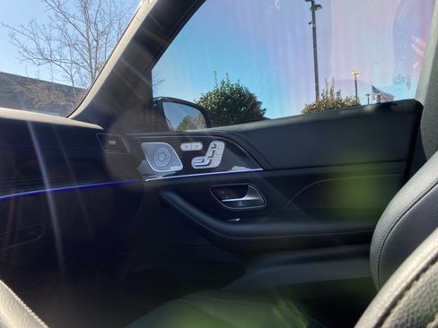 Used 2024 Mercedes-Benz GLS 450 450 w/ AMG Line Exterior image 75