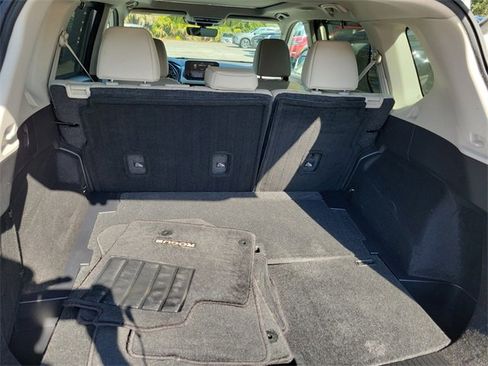 Used 2023 Nissan Rogue SL w/ SL Premium Package image 8