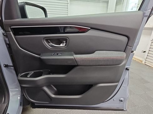 New 2026 Honda Pilot Sport image 40