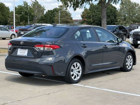 Used 2024 Toyota Corolla LE FWD image 4
