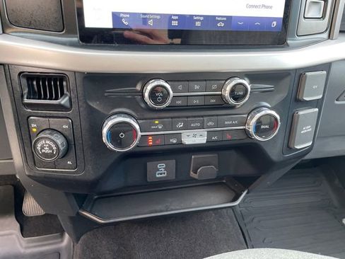 Certified 2022 Ford F150 XLT w/ Equipment Group 302A High image 35